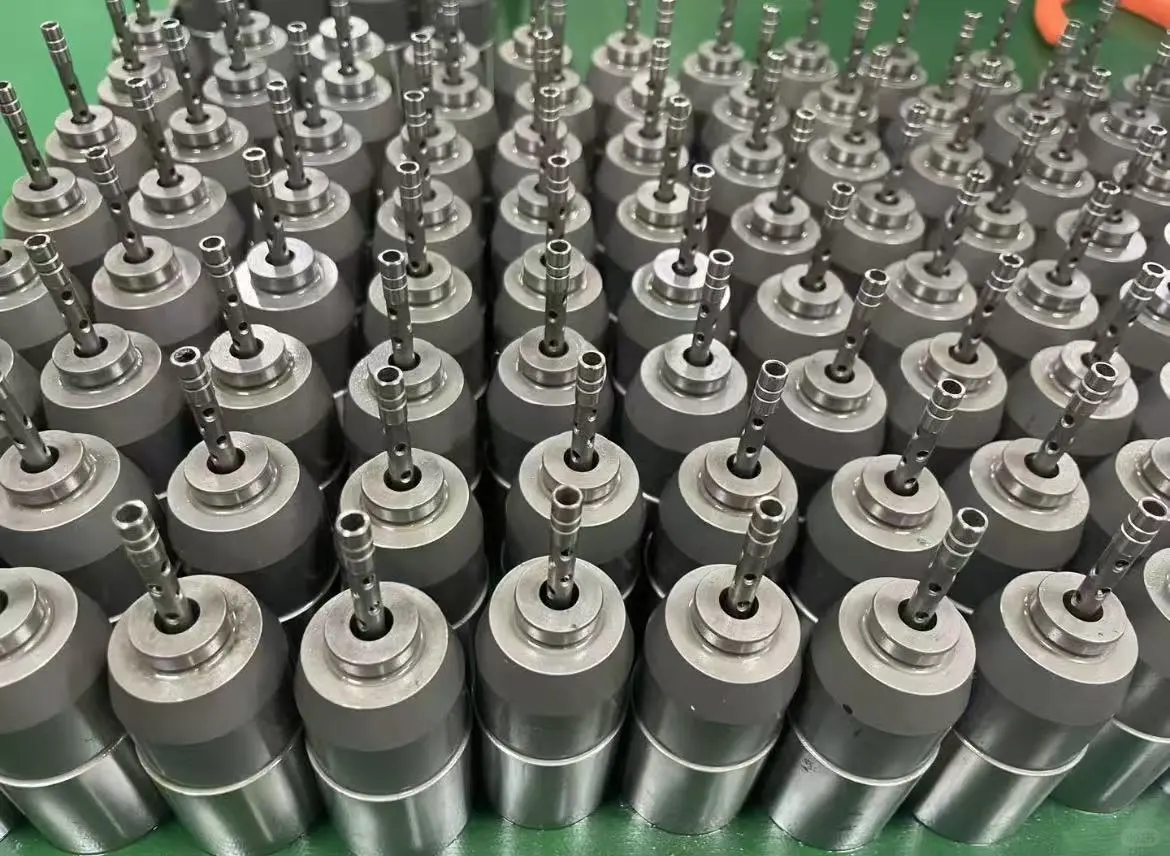 NBFEIYU CNC machining workshop with multiple machining centers